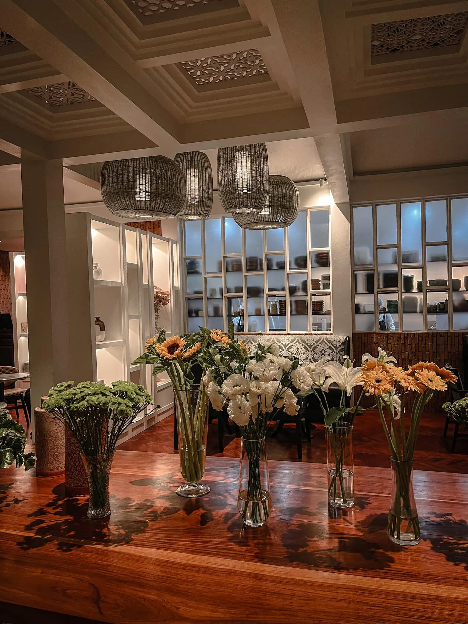 Flowers at the dining room entrance